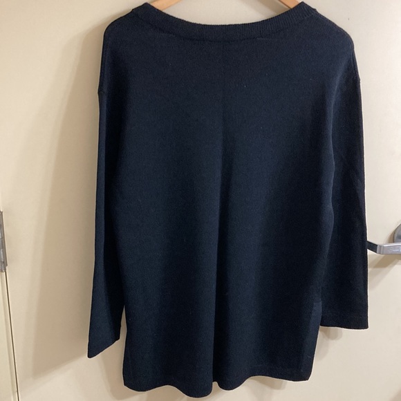 St John Basic tunic knit sweater - Picture 8 of 9